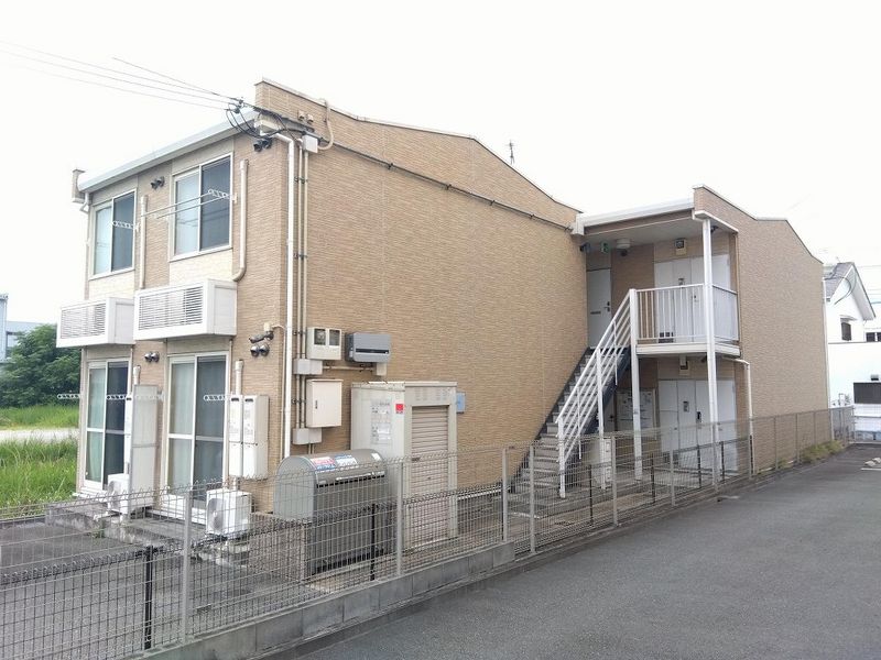 レオパレス夢未来 外観