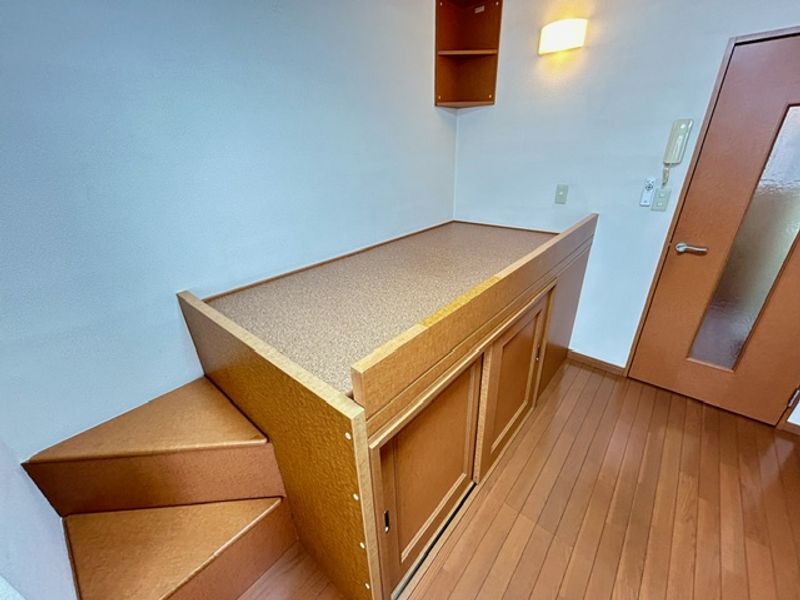レオパレス並木 居間