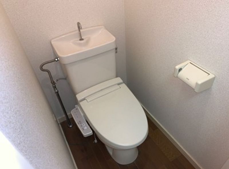 レオパレスこやなぎ トイレ