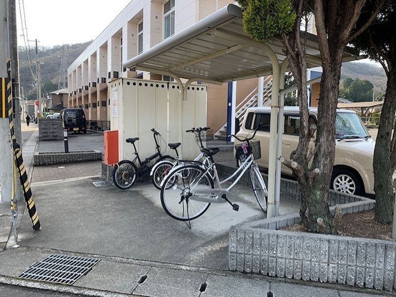 レオパレス仁豊野 共用部分