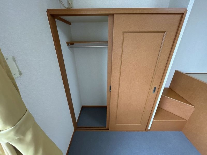 レオパレスアルテⅡ 収納