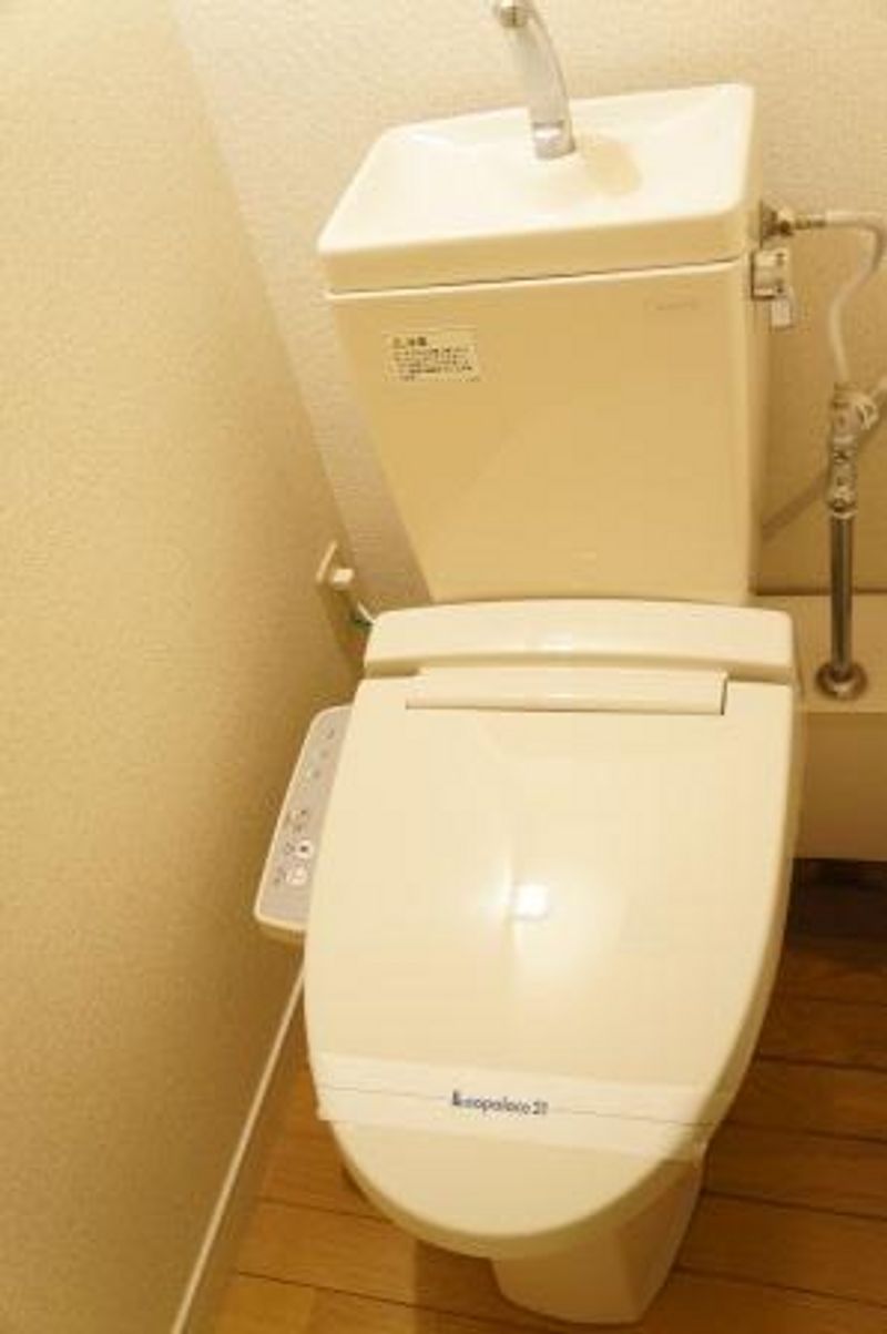 レオパレスコンフォート トイレ