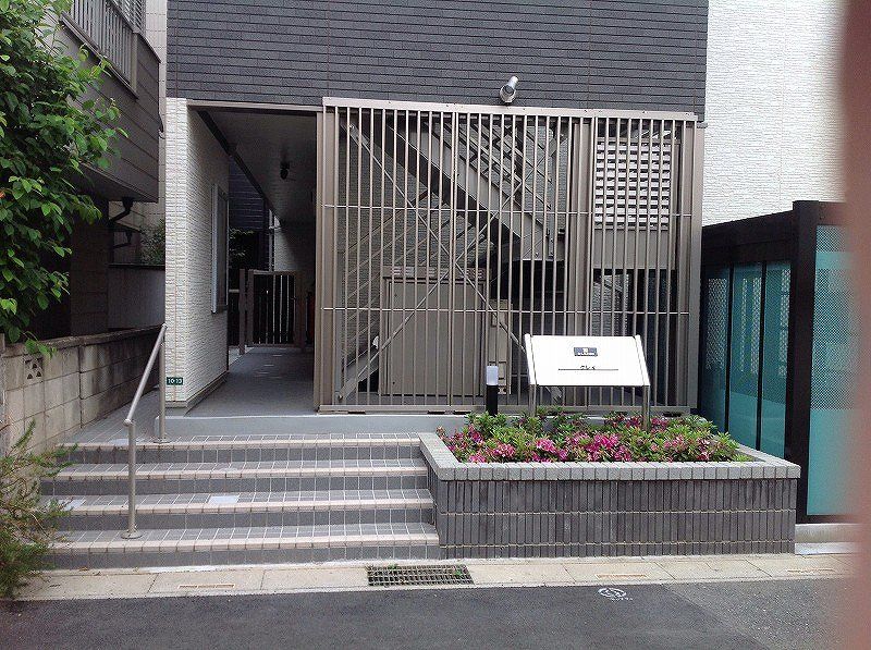 クレイノクレイ エントランス