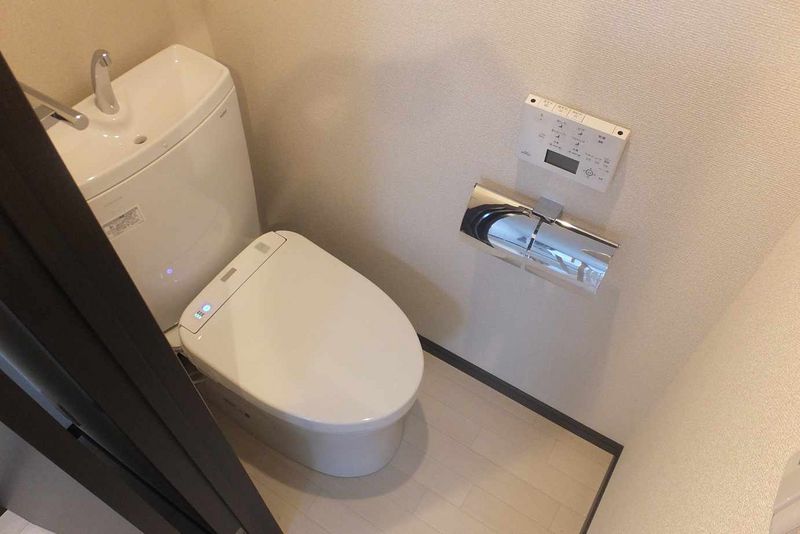 LEONEXT Chante Muryojyu Toilet