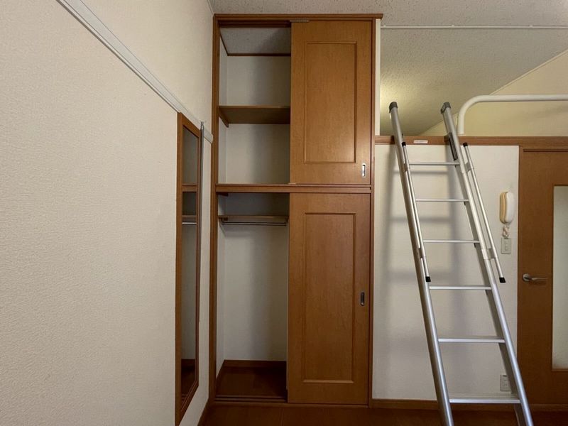 レオパレスフォーチュン 収納