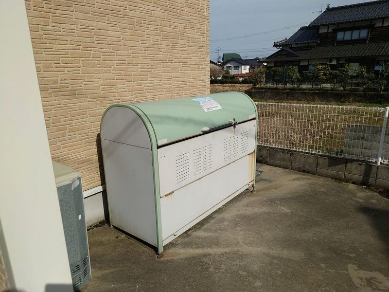 レオパレスメゾンイーストタウン その他
