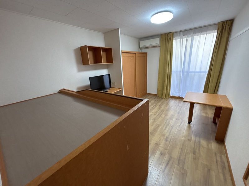 レオパレスＦＩＴⅡ 居間