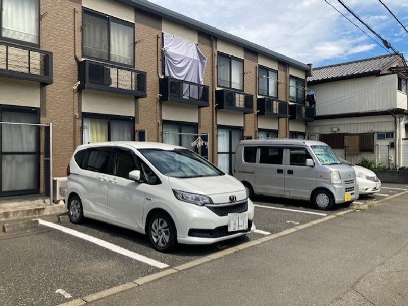 レオパレスエクセルＭ＆Ｍ 駐車場