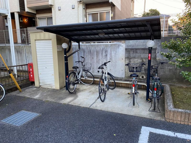 レオパレス茂 undefined