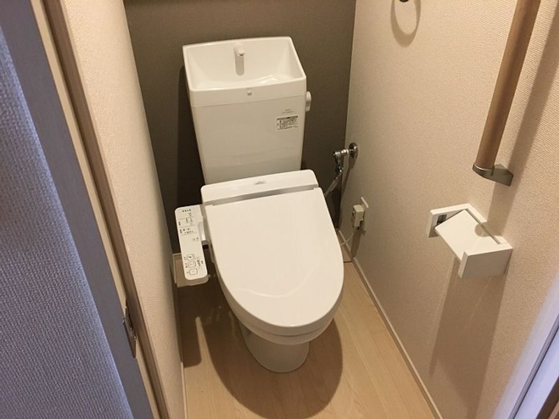 クレイノリヴェール西寺尾 トイレ