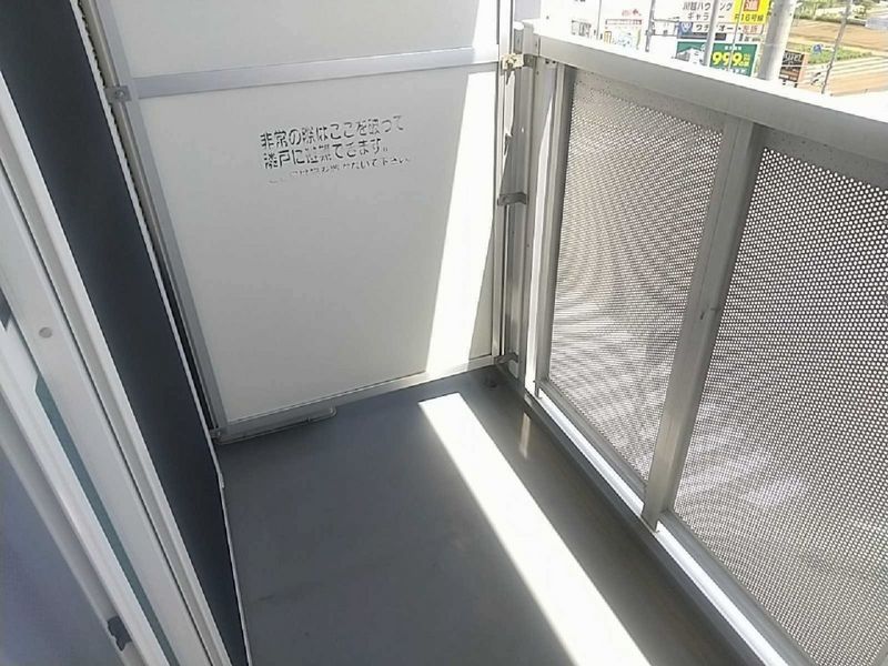 レオパレスＴＦ　ｏｎｅ バルコニー