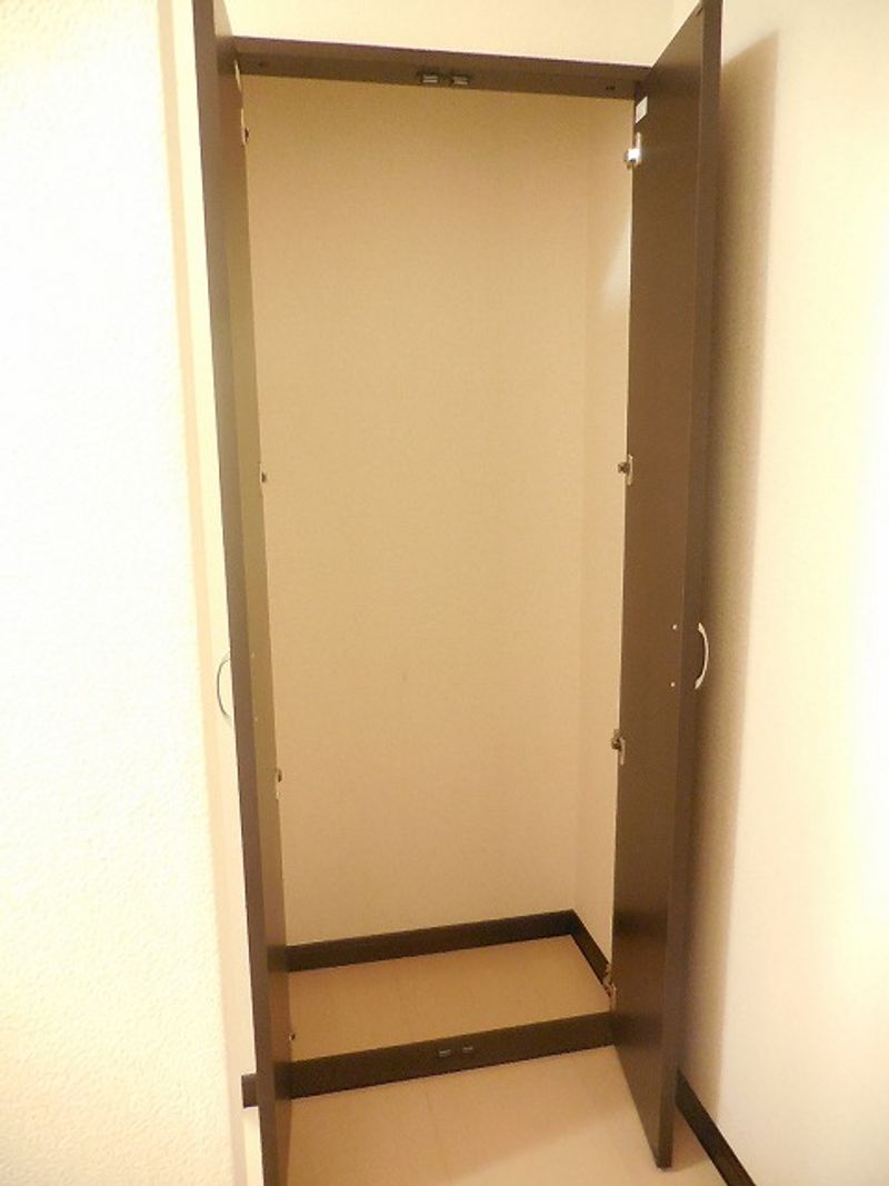 レオネクストヴィラージュ 収納