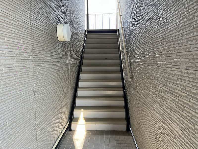 レオパレスエミール 共用部分