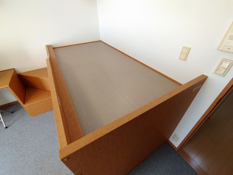 レオパレスパルコートＡ 収納