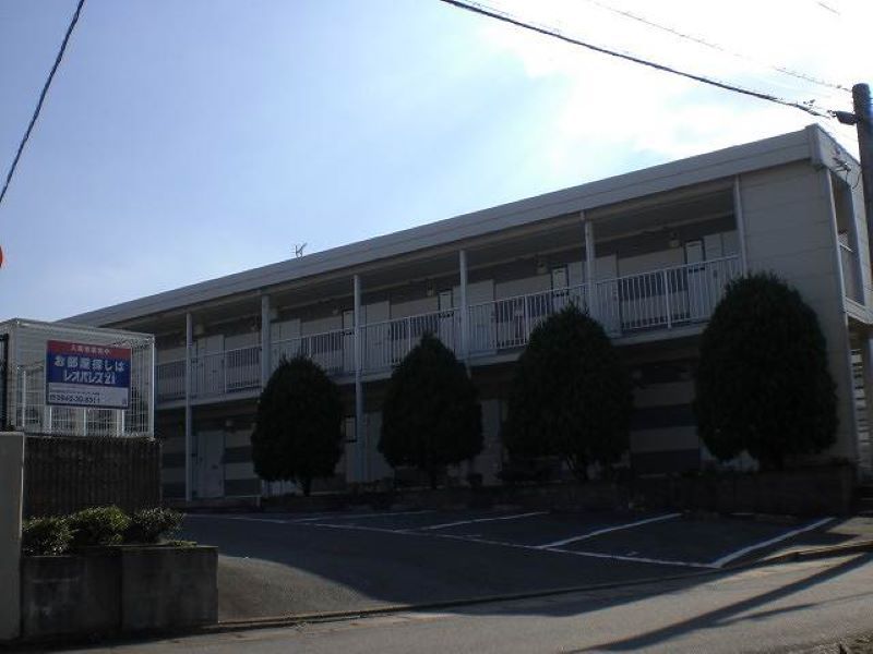 レオパレスグリーンハイム 外観
