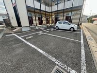 レオパレス野村 駐車場