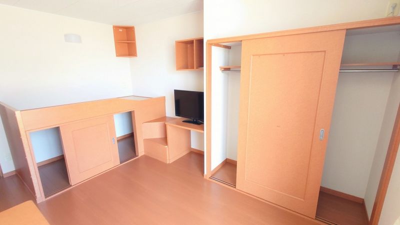 leopalace Court Inabe Storage