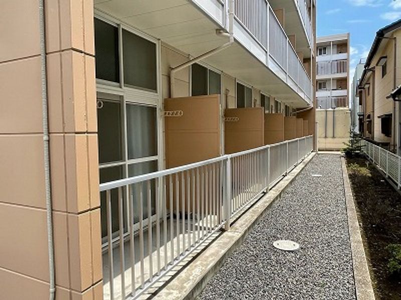 レオパレスツインスターコートⅠ バルコニー
