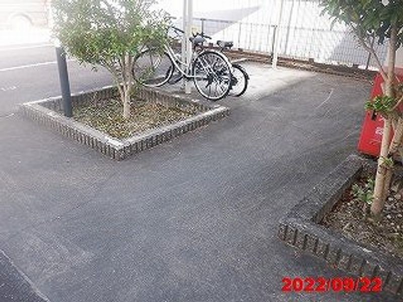 レオパレス東三郷 エントランス