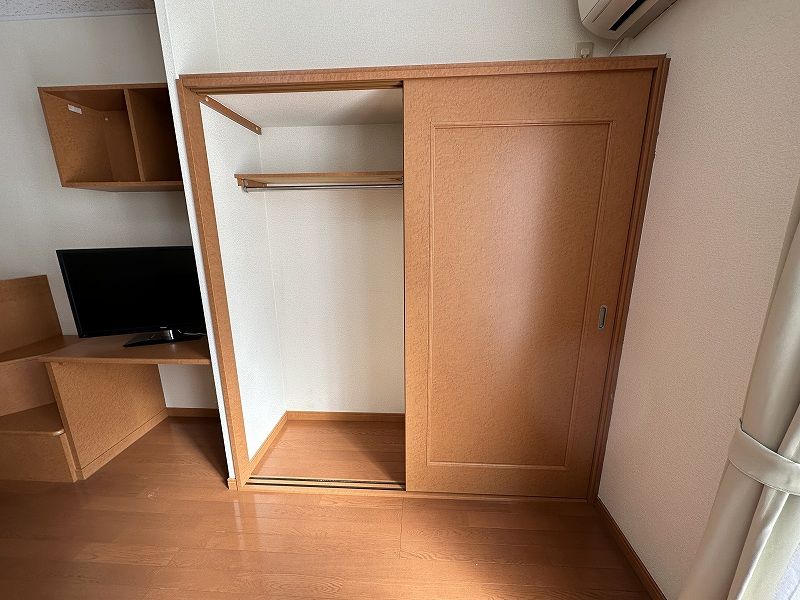 レオパレス下栗 収納