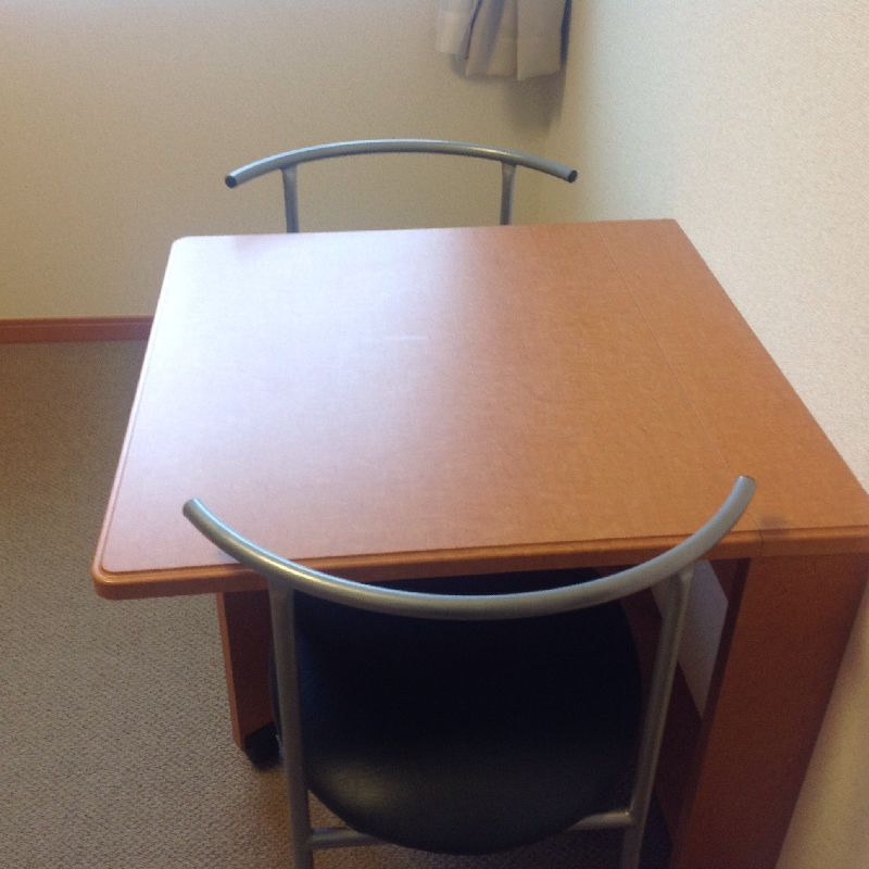 レオパレスかたるぱ 居間
