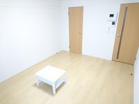 クレイノグラシアス　ワン 居間