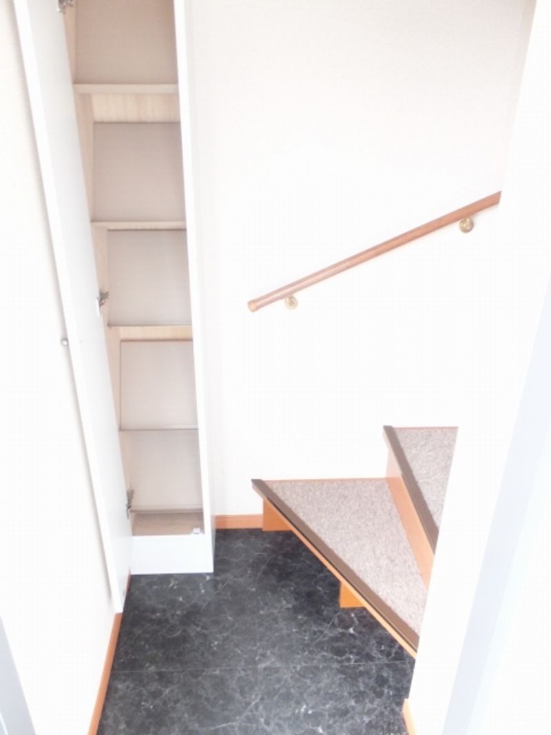 leopalace Yoshii Storage