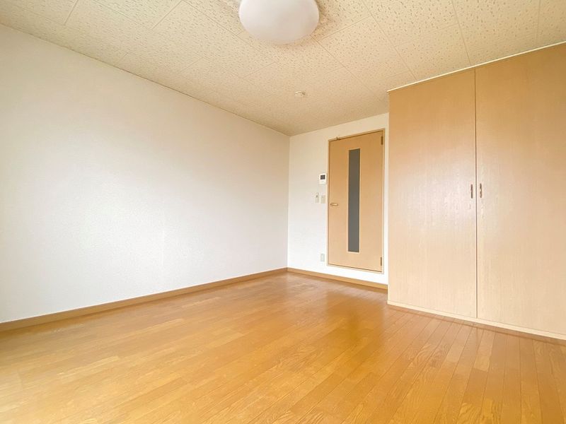 レオパレスホワイエⅠ 居間