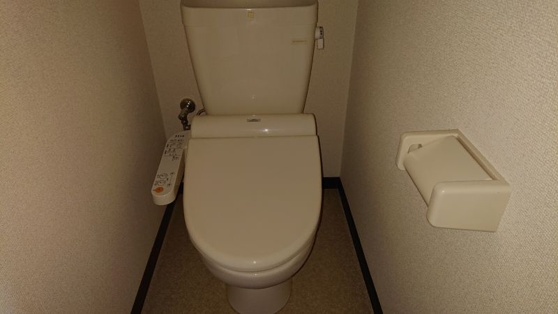 レオネクストフルールウチバリ トイレ