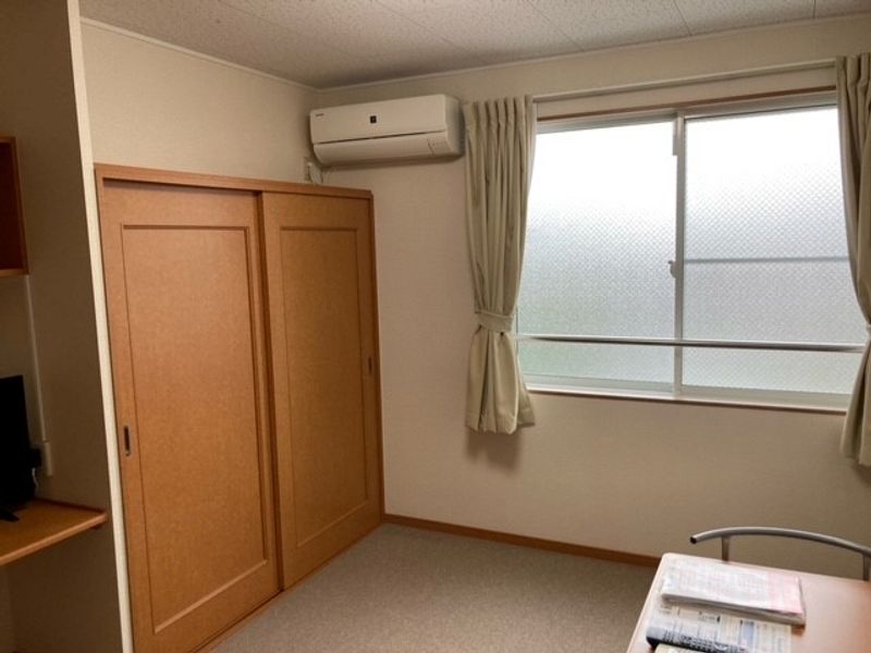 レオパレスグリーンハイツ竹の下 居間