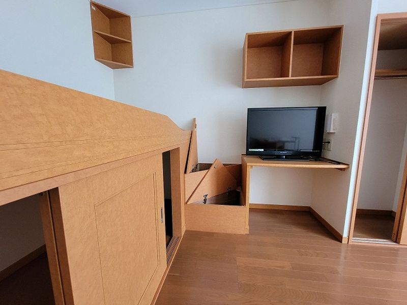レオパレスクレシア 収納