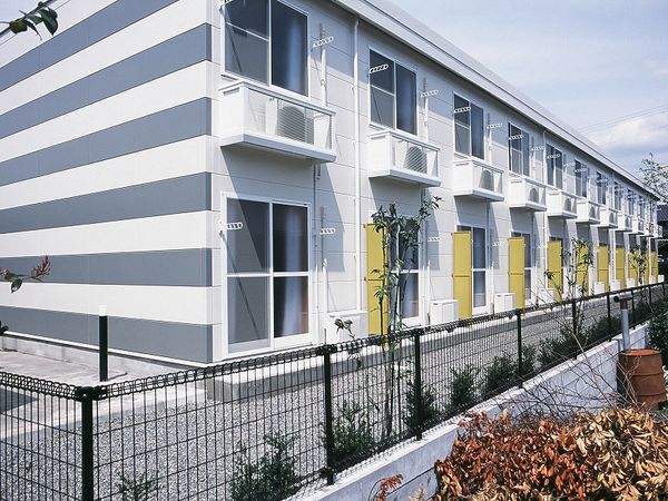 レオパレスグリーンタウン 外観
