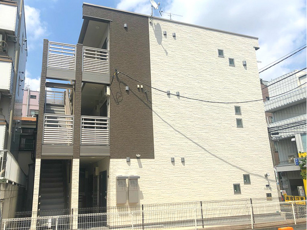 Bên ngoài CLEINO Reve Disol