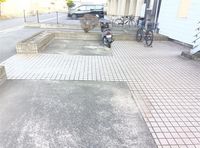 レオパレスグランデＣ 駐車場