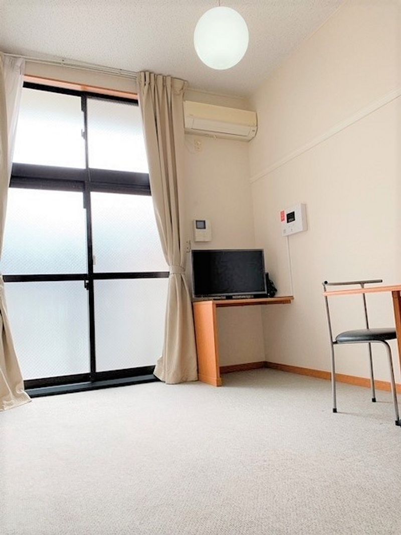 レオパレスＤｒｅａｍＳｅｅｄⅠ 居間