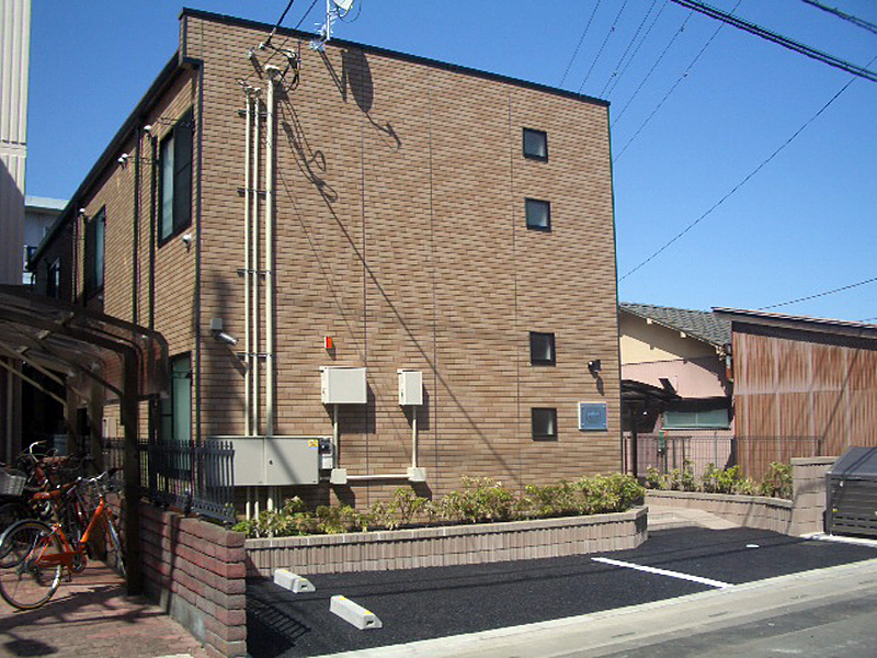 Bên ngoài LEONEXT Loire