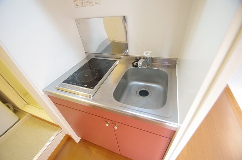 レオパレスＵ　Ｍ　Ｅ キッチン