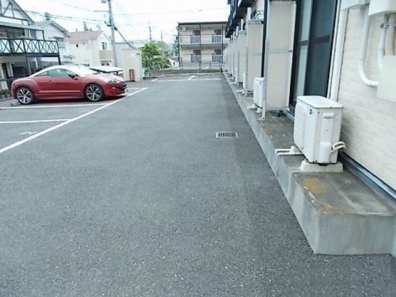 レオパレス第１ひかりハイツ 庭