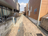 LEONEXT Yukari III Entrance