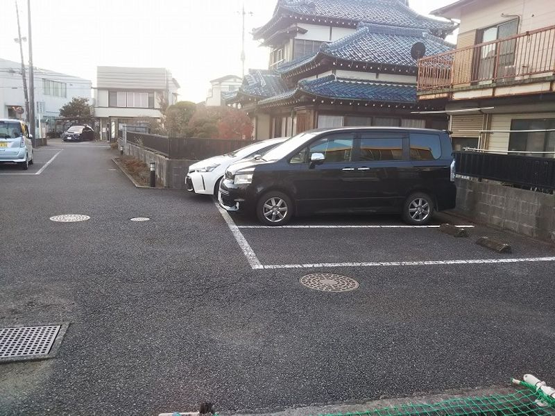 レオパレスＳ　Ｍ　Ｅ 駐車場