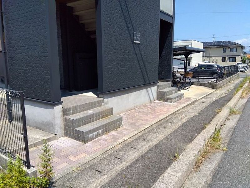 レオパレスクイール堀川 共用部分