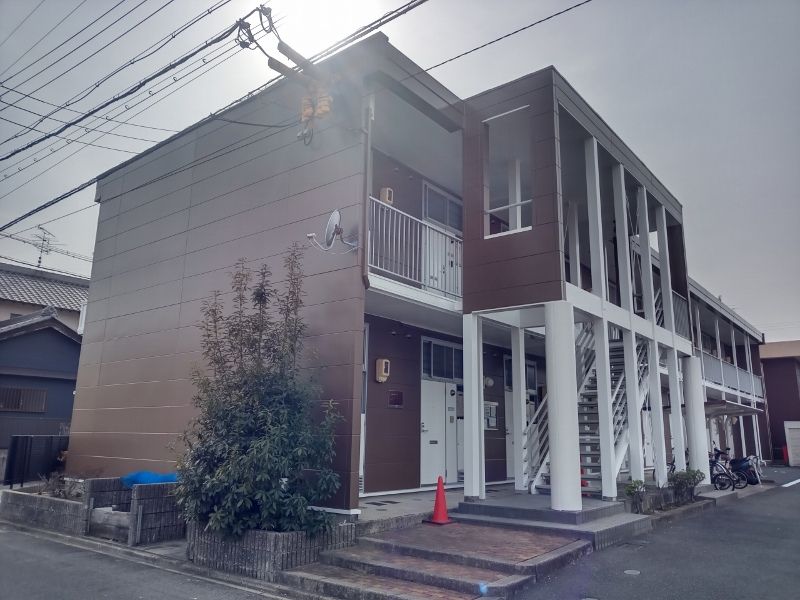 レオパレス八百島 外観