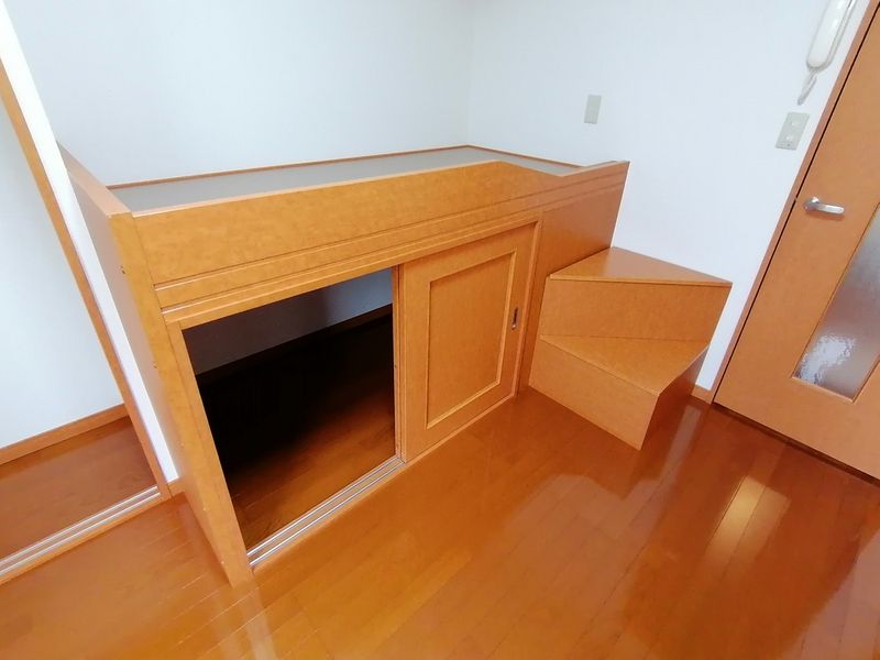 レオパレス檀 収納
