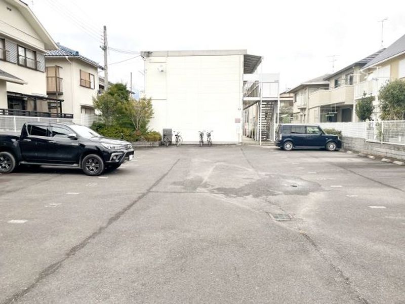 leopalace olive 停车场