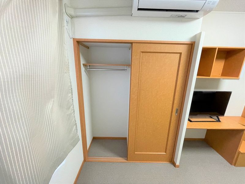 レオパレスすみれⅡ 収納