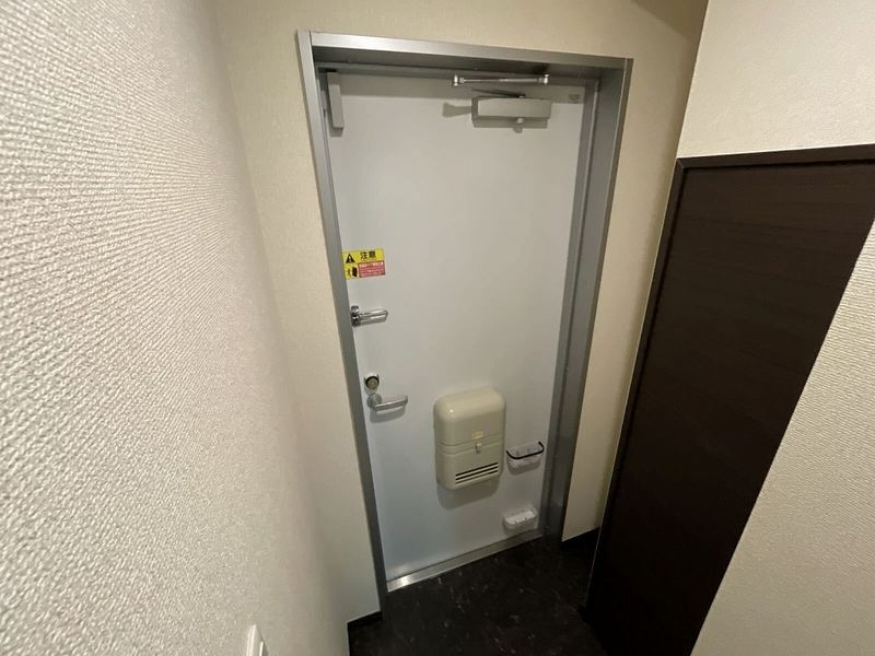 レオネクストみやび大宮 玄関