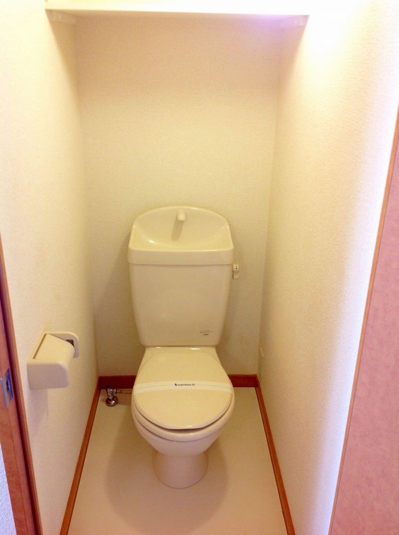 レオパレスそらまめ トイレ