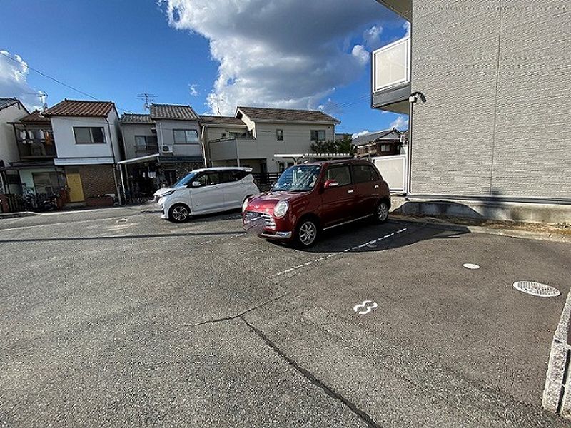 レオパレス青空 駐車場