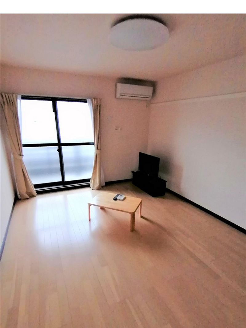 レオネクストＲｅｉ 居間