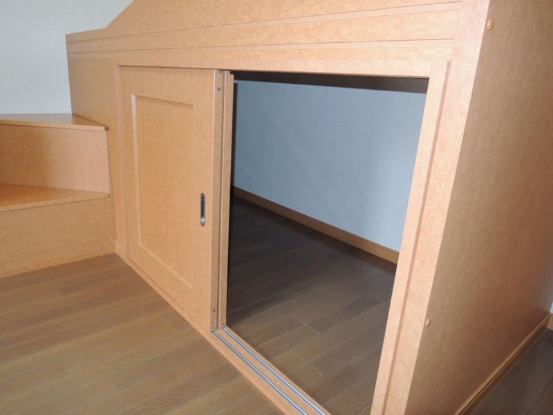 レオパレスさくら中央 収納